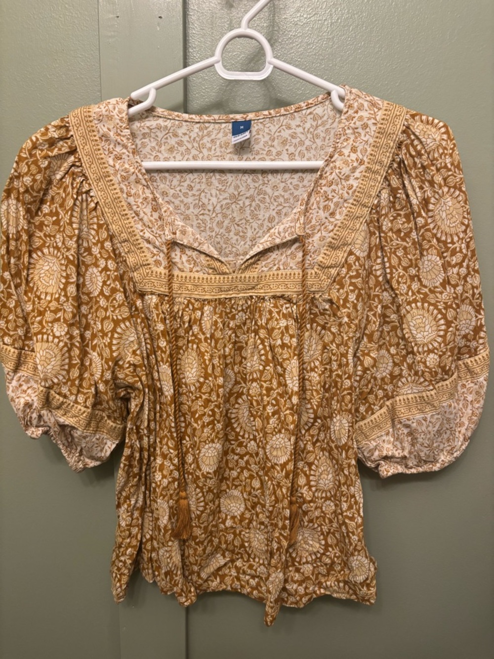 Old Navy Mustard Floral Puff-Sleeve Peasant Blouse